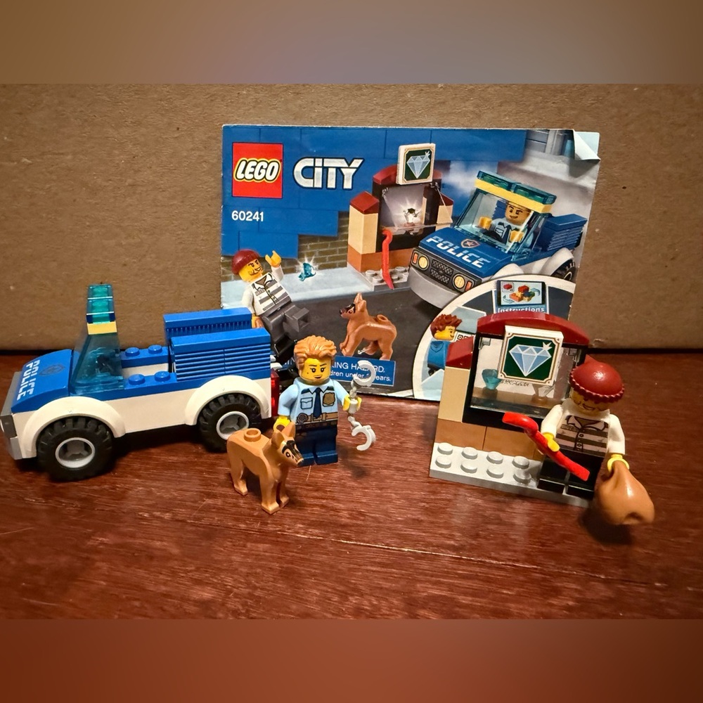 LEGO City Police Chase Set 60241